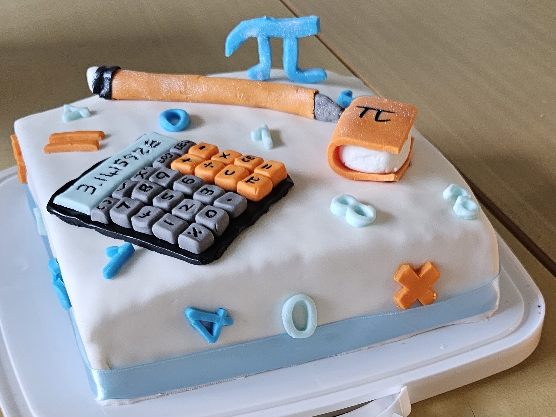 Maths Pi Day Cake